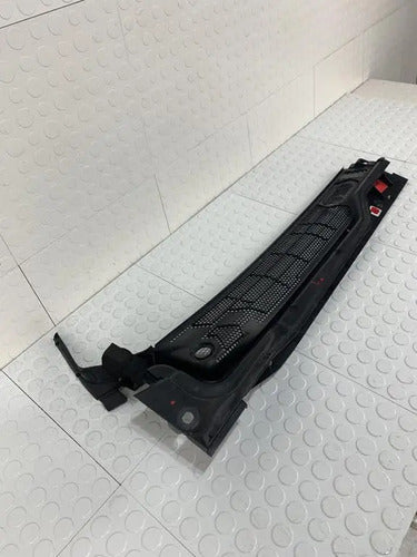 Moldura Izquierda Limpiabrisas Ford Ranger 2023-2025 2.3 Negro