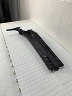 Moldura Izquierda Limpiabrisas Ford Ranger 2023-2025 2.3 Negro