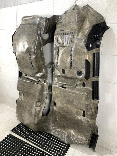 Tapete Alfombra Interior Peugeot 301 2013-2016 Gas Negro