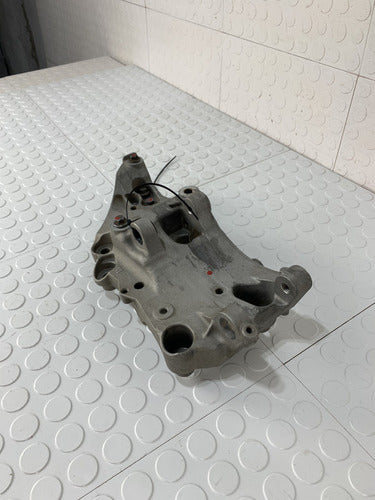 Base Soporte Alternador Compresor Peugeot 301 2013-2016 Gas