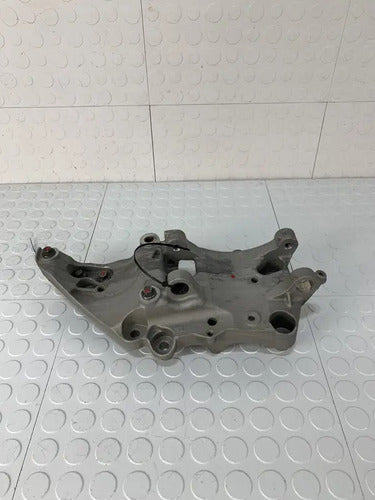 Base Soporte Alternador Compresor Peugeot 301 2013-2016 Gas