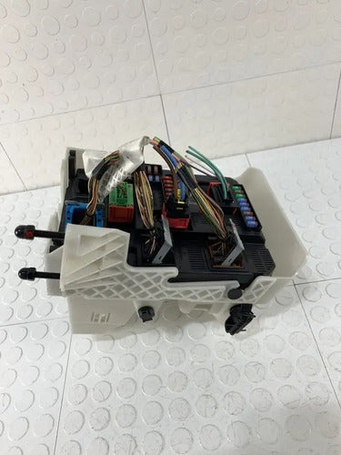 Caja De Fusibles De Interior Peugeot 301 2014 Std Gasolina