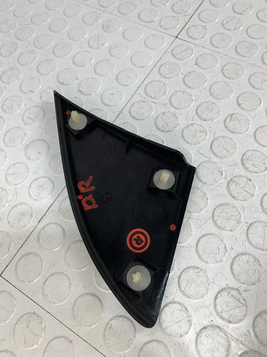 Moldura Esquinera Derecha Fiat Palio Sporting 2017 Negro