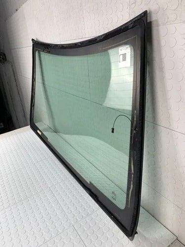 Cristal Trasero Medallón Mercedes Benz E200 W212 2013-2016