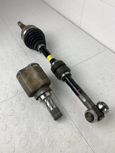Flecha Homocinetica 1.8 Std Izquierda Nissan Tiida 2007-2017