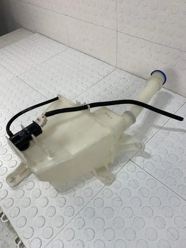 Deposito Limpiabrisas Chevrolet Aveo 2008-2017 Negro