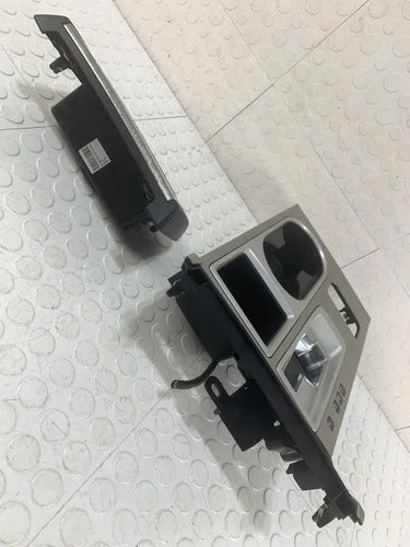 Moldura De Consola Central Nissan Murano Z52 2015-2021