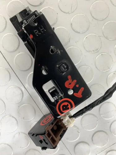 Interruptor Asiento Trasero Der Nissan Murano 2015-2021