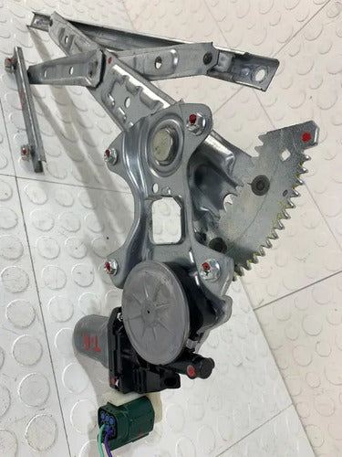Elevador Motor Trasero Derecho  Nissan Murano Z52 2015-2021