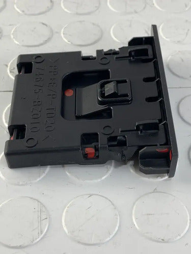 Base Porta Tarjetas Toyota Avanza 2016-2021 Negro