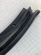 Moldura Parabrisas Derecha Chevrolet Camaro 1993-1997 3.4 Negro