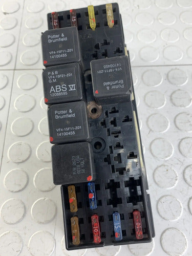 Caja De Fusbiles Motor Chevrolet Camaro 1993-1997 3.4