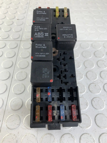 Caja De Fusbiles Motor Chevrolet Camaro 1993-1997 3.4