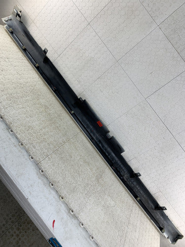 Estribo Derecho Nissan Maxima A34 2007-2008 Negro