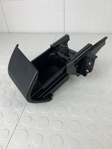 Cenicero Consola Central Toyota Yaris Core 2017