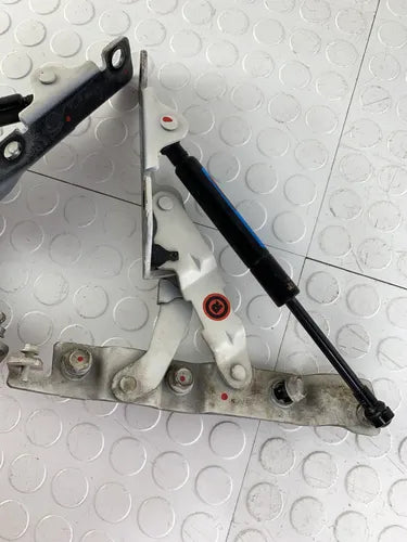 Bisagras De Cajuela Nissan Maxima A34 2004-2008