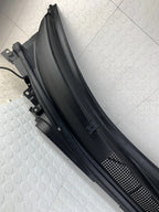 Moldura Tolva Parabrisas  Nissan Maxima A34 2004-2008 Negro