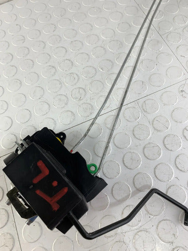 Chapa Cerradura Trasera Izquierda Dodge Attitude 2012-2014