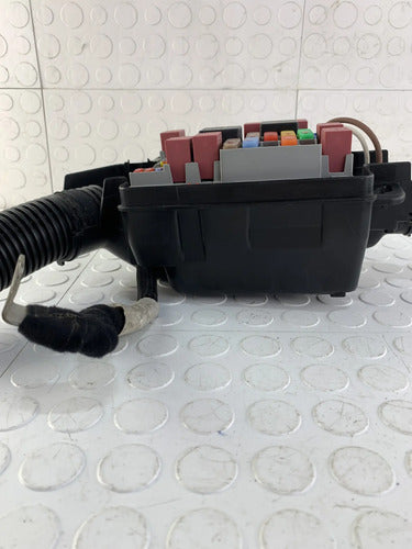Caja De Fusbiles Motor Dodge Neon 2018 Sxt Aut