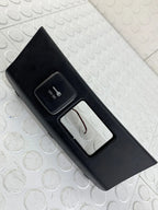 Entrada Encendedor Dodge Neon 2017-2020 Negro