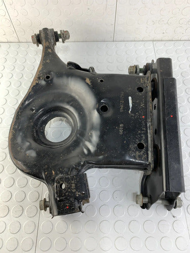 Horquilla Inferior Izquierda Nissan Altima 2013-2018 Negro