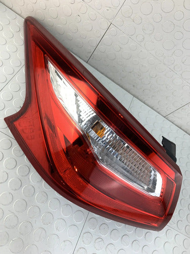 Calavera Izquierda Nissan Altima 2016-2018