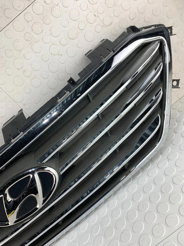 Parrilla Superior Hyundai Sonata Lf 2015-2017 (pata Det) Negro