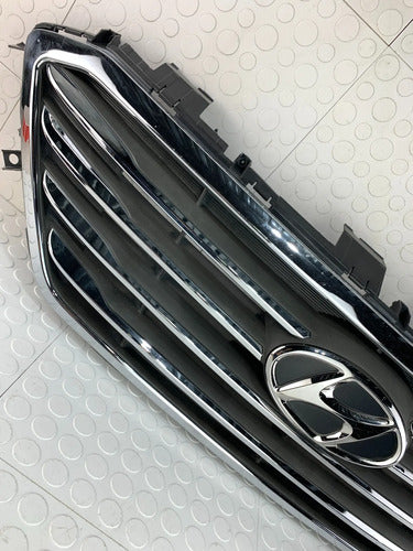 Parrilla Superior Hyundai Sonata Lf 2015-2017 (pata Det) Negro