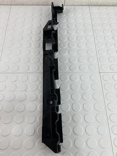 Guia Facia Trasera Izquierda Volkswagen Crossfox 1.6 2012