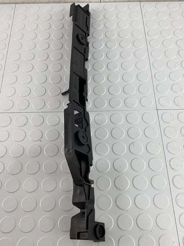 Guia Facia Trasera Izquierda Volkswagen Crossfox 1.6 2012