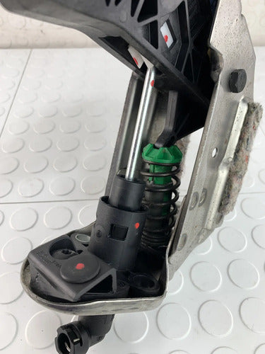 Pedal De Clutch Volkswagen Crossfox 1.6 2012