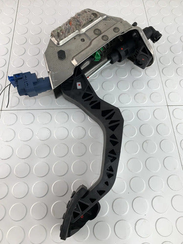 Pedal De Clutch Volkswagen Crossfox 1.6 2012