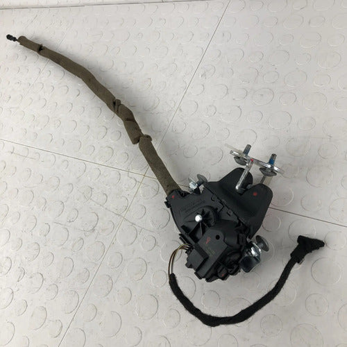 Cerradura Cajuela Mercedes Benz C250 W204 2012-2015 2p