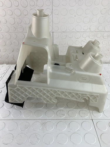 Base Soporte Caja Fusibles Peugeot 301 2017-2023