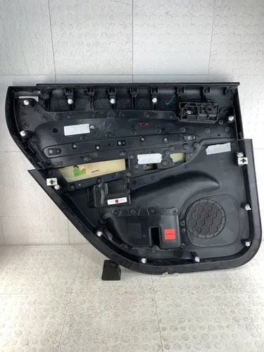 Panel Trasero Derecho Dodge Durango Wd 2014-2020