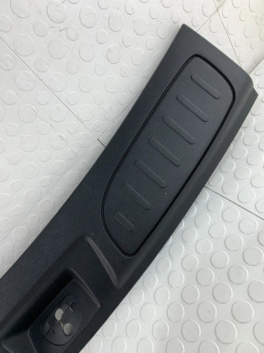 Moldura Interior Cajuela Dodge Durango Wd 2014-2020 Negro