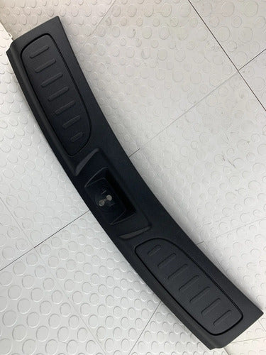 Moldura Interior Cajuela Dodge Durango Wd 2014-2020 Negro