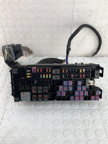 Caja Fusible Motor (detalle) Ford Taurus Police Interceptor