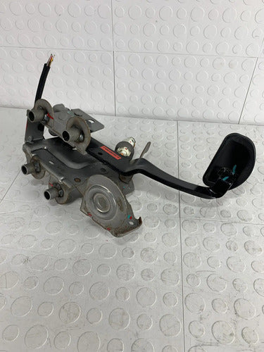 Pedal De Freno Con Switch Aut Renault Fluence 2011-2017
