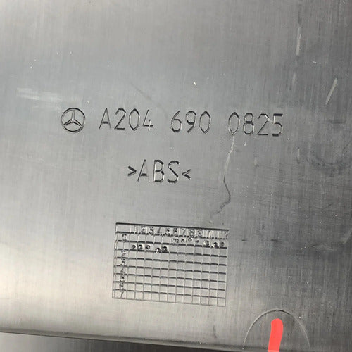 Moldura Cajuela Mercedes Benz C250 W204 2012-2015 Coupe
