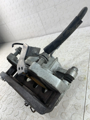 Caliper Delantero Derecho Ford Taurus Police Interceptor