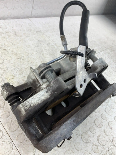 Caliper Delantero Derecho Ford Taurus Police Interceptor