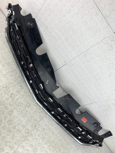 Parilla (detalle) Chevrolet Equinox 2016-2017 2.4 Negro Mate