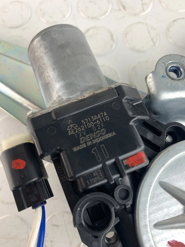 Elevador Y Motor Trasero Izquierdo Mitsubishi L200 2016-2024