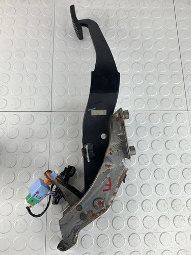 Pedal De Freno Mitsubishi L200 2020-2024