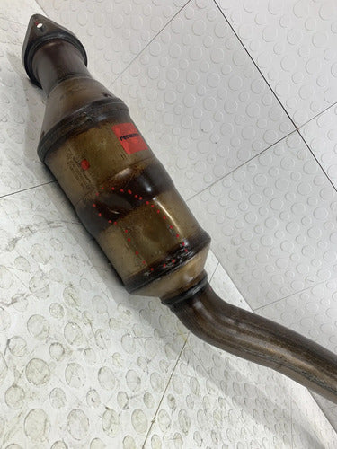 Catalizador Dodge Charger 2015-2023 5.7 (detalle)
