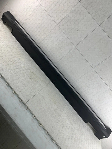 Estribo Izquierdo Jac Sei3 2018-2021 Negro