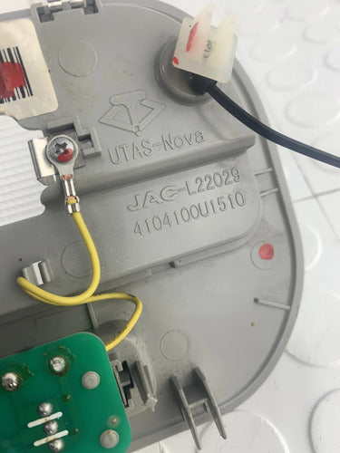 Luz Interior De Techo Trasero Jac Sei3 2018-2021