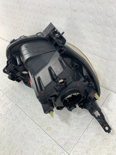 Faro Izquierdo Nissan March Active 2012-2020 Original