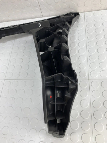 Guía Facia Trasera Derecha Volkswagen Jetta Mk6 2015-2018